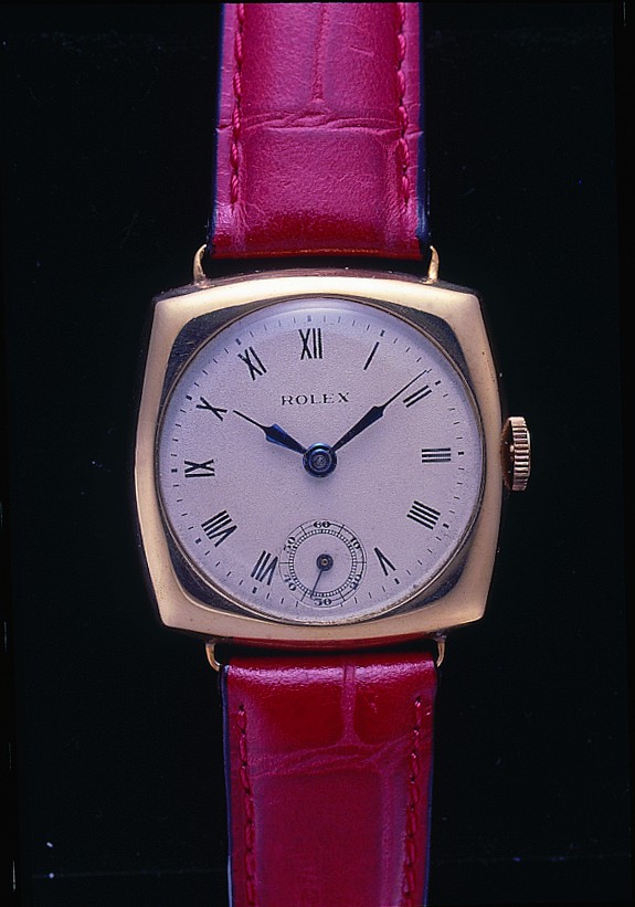 Tradition verpflichtet - und mit Rolex werden über 100 Jahre Uhrenbau verknüpft. Dieses Modell stammt aus den ersten Jahren