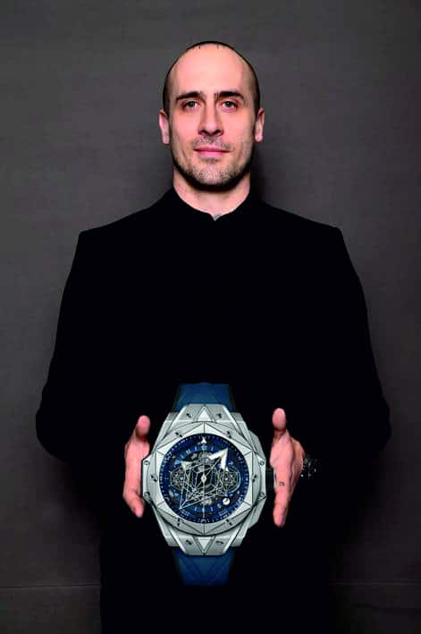 Maxime Büchi, der Gestalter der Uhr mit der Hublot Big Bang Sang Bleu II mit Titangehäuse