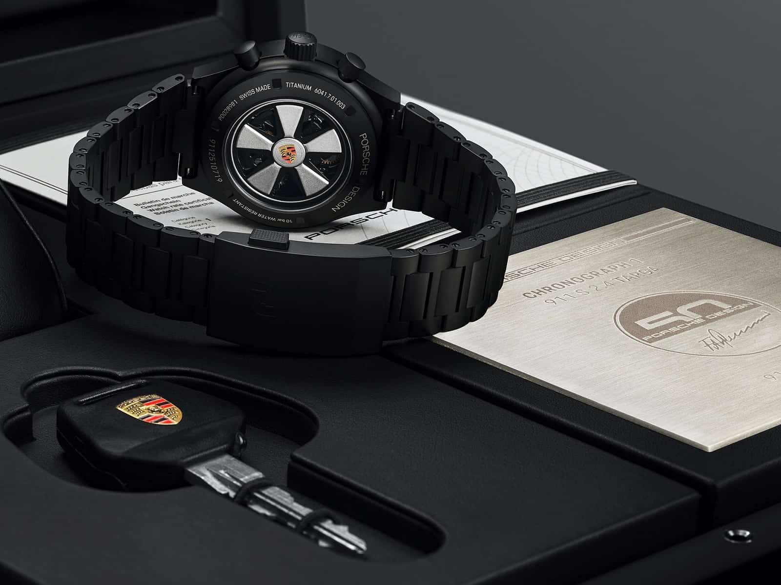 Porsche und Porsche Design Box mit Schlüssel und Uhr