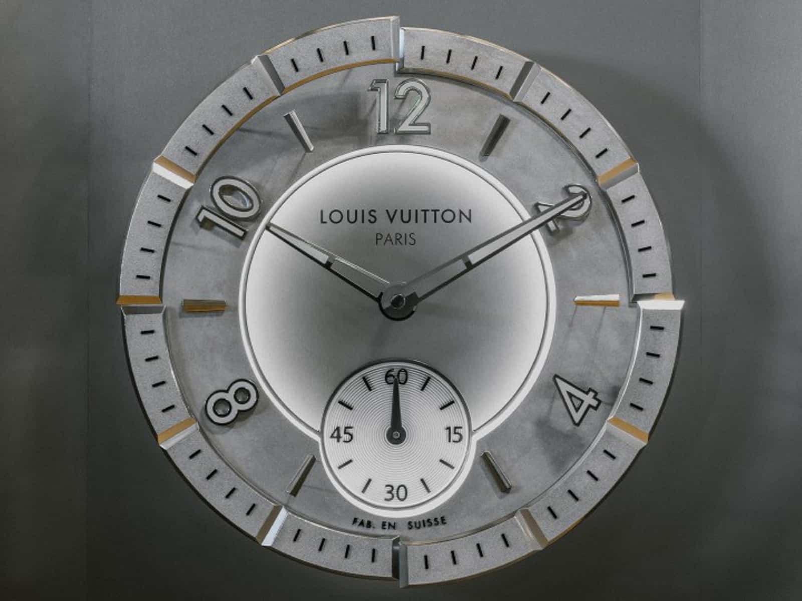 Louis Vuitton Tambour Zifferblatt grau vergrößert
