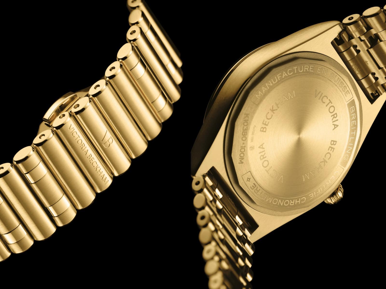 Armband aus Gehäuse aus Gold mit Victoria Beckham Schriftzug